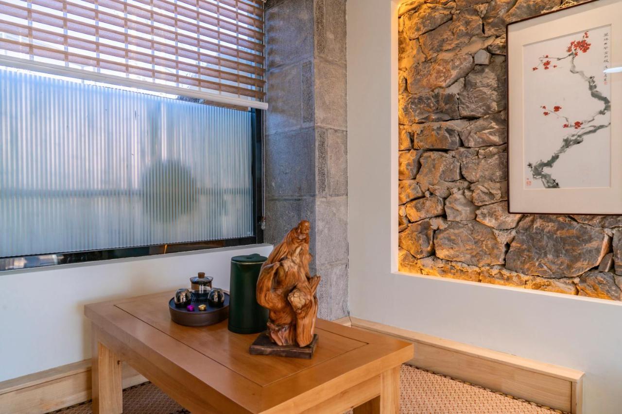 玉龙白沙普宿客栈 Lijiang  Exterior photo