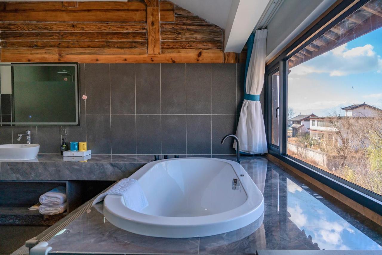 玉龙白沙普宿客栈 Lijiang  Exterior photo